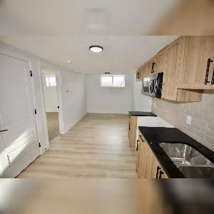 1 Bed 1 Bath Suite Chappelle For Rent - Photo 5