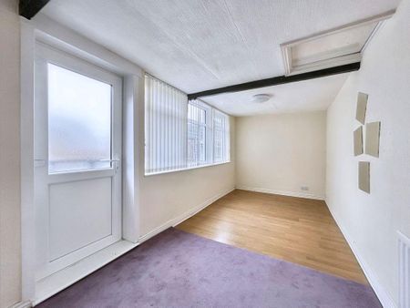 1 bed upper flat to rent in SR8 - Photo 4