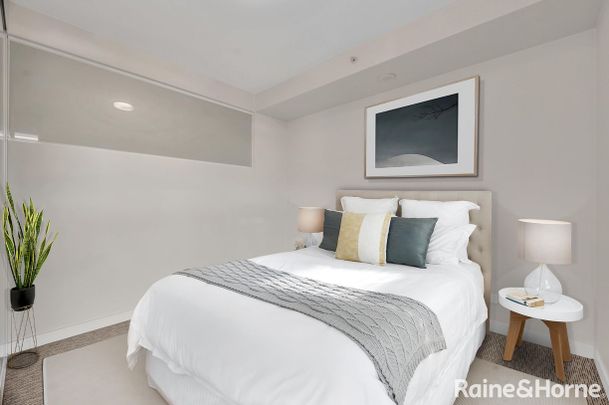 Stylish 2-Bedroom Apartment in Coburg - Photo 1