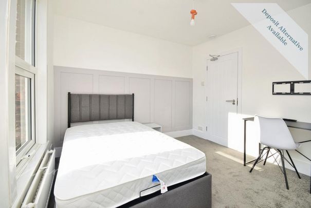 1 bedroom in a house share to rent - Photo 1