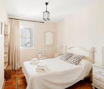 Townhouse for rent maximum 11 months, non-renewable - Photo 1