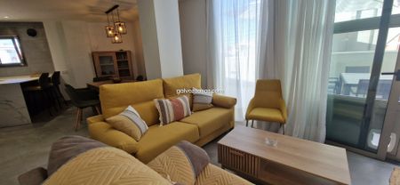 Ático en Santa Cruz de Tenerife, Zona Ramblas - Hoteles, alquiler - Photo 5