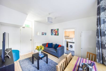 6 Bed Terraced House, Milner Road, BN2 - Photo 3