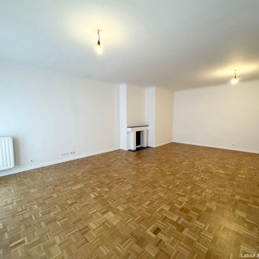 Avenue Baron Albert d'Huart, 1950, Kraainem - Photo 1