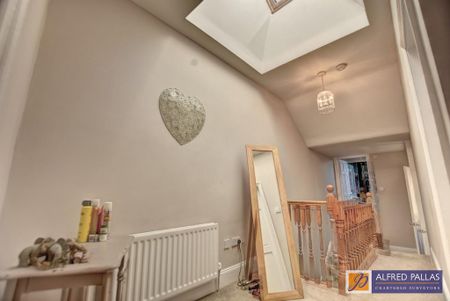 3 bedroom terraced house to rent - Photo 4