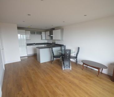2 bedroom flat to rent - Photo 3