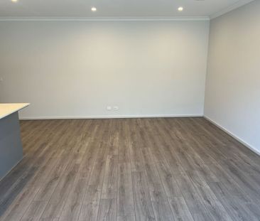 Brand New Classic 3Br Home in Tarneit! - Photo 1