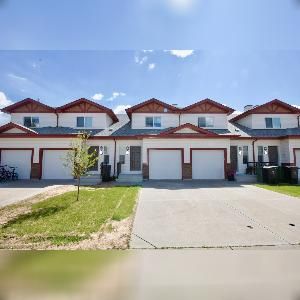 Fully Furnished Move In Ready 3 Bed 3.5 Bath Westpark Fort Sask - Photo 5