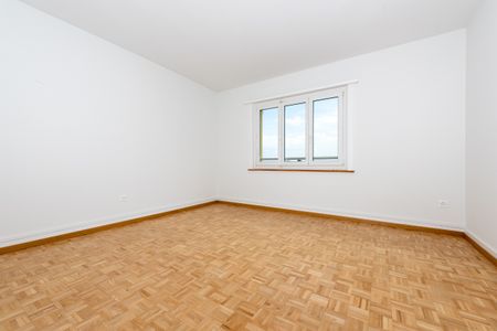 Logement entièrement rénové - Photo 3