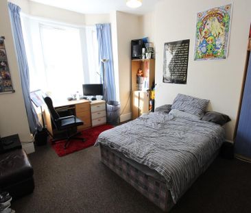 5 bedroom terraced house to rent - Photo 3