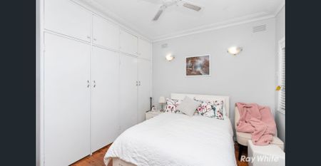 A Hidden Gem Awaits - Photo 3