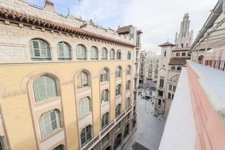 Carrer de Jonqueres, Barcelona, Catalonia 08003 - Photo 4