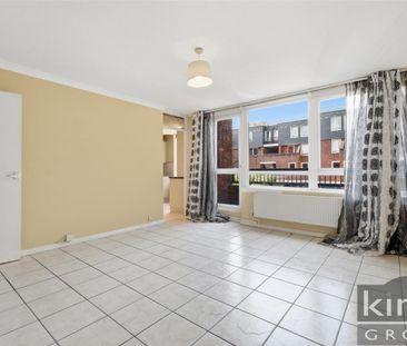 2 Bedroom Flat - Purpose Built To Let - Photo 1