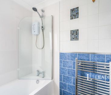 3 bedroom terraced house to rent - Photo 5