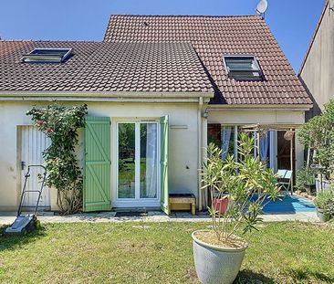 House - Photo 2