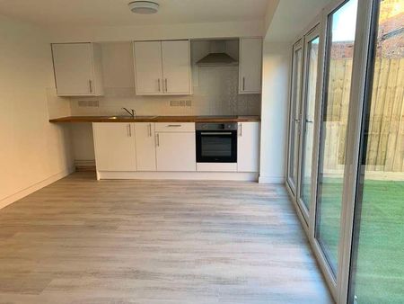 North Street, Wisbech, PE13 - Photo 4