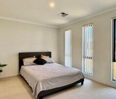 Attractive 4x2 home in whisper quiet location! - Photo 1