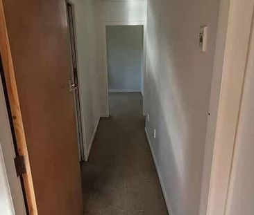 3 bed home - Photo 5