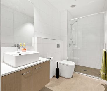 **REGISTER TO INSPECT VIA REALESTATE.COM.AU LINK & PHOTO ID MUST BE... - Photo 1