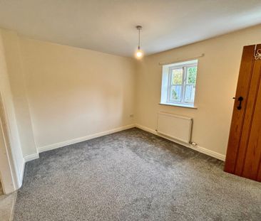 Winsford, Darnhall - Photo 3