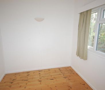 2 bedroom bungalow to rent - Photo 1