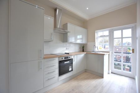 2 bedroom flat to rent - Photo 4