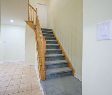 For Lease - 6683 Opera Glass Crescent, Mississauga, Ontario - Photo 6