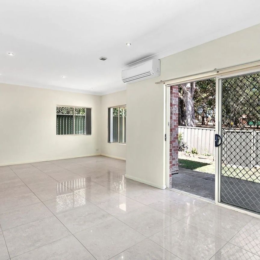 Private, Quite & Convenient Located Home - Photo 1