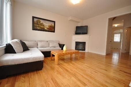 For Lease - 571 Vellore Woods Boulevard, Vaughan, Ontario - Photo 1