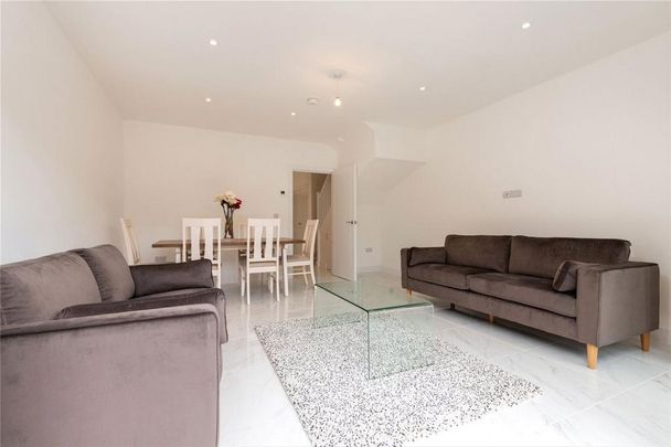 4 bedroom house to rent - Photo 1