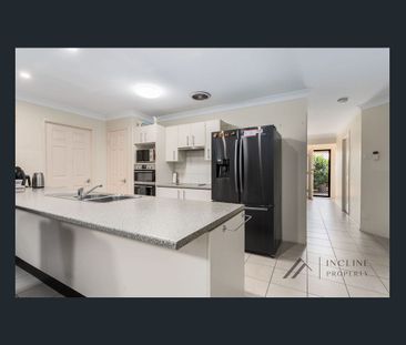 Welcome To Your New Family Home In The Heart of Springfield Lakes - Photo 4