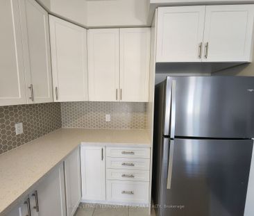 For Lease - 9 Roywood Street, Kitchener, Ontario - Photo 5