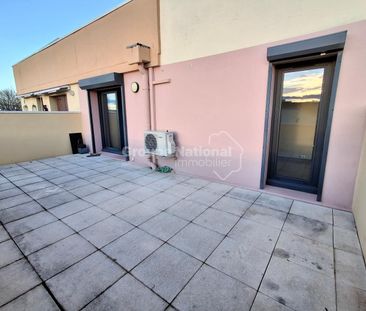 LE PONTET, beau type 2 de 44 m² avec grande terrasse, - Photo 4