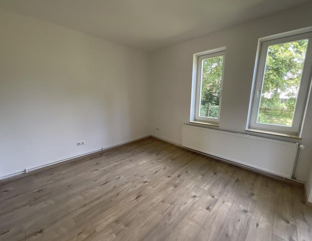 Schicke helle 2-Zimmer-Wohnung in Wilhelmshaven im grünenFedderwardergroden - Photo 1