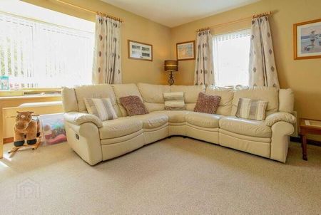 4 Aghermore Close (Student Let), Portstewart, BT55 7QL - Photo 2