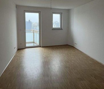 Charmante Neubauwohnung im Erstbezug mit Balkon, EBK und Fußbodenhe... - Foto 1