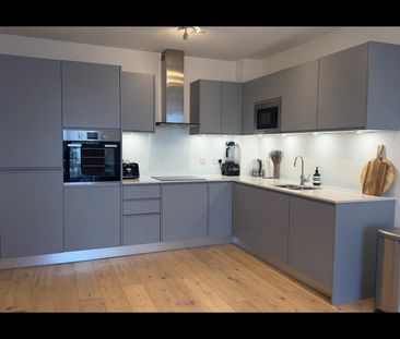 1 Bed Flat, Hatch Building, E9 - Photo 1