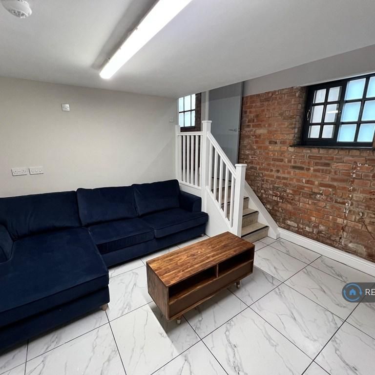 2 bedroom detached house to rent - Photo 1