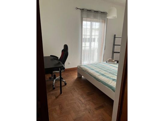 Rua Engenheiro Ezequiel de Campos, Porto, Braga 4100-464 - Photo 1