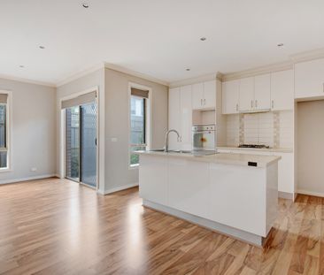 Modern Double-Storey Living in a Convenient Location - Photo 5