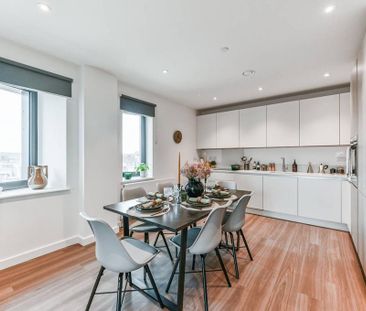 3 bedroom flat to rent - Photo 4