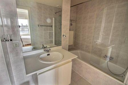 Verhuur appartement 1 kamer, 52m² - Photo 4