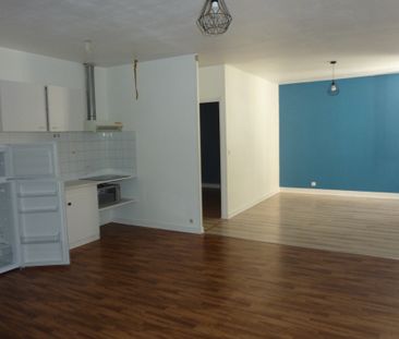 Location Appartement 2 pièces 54m² MONTMORILLON 86500 - Photo 1