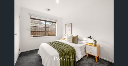 A Family Home With All the Extras — Get Ready to Fall in Love! 💛 - Photo 5