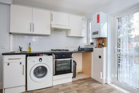 1 bedroom flat to rent - Photo 4