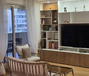 Appartement • Marseille 8ème - Photo 3