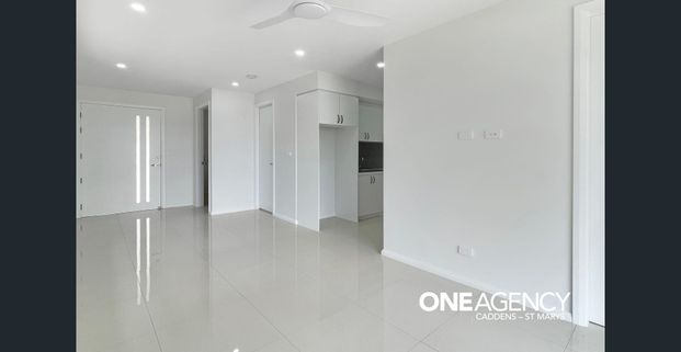 MODERN GRANNY FLAT WITH LOW-MAINTENANCE APPEAL IN CADDENS!!! - Photo 1