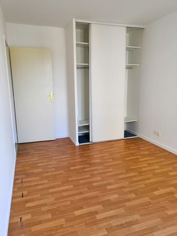 Appartement 2 pièces non meublé de 45m² à Pantin - 1199€ C.C. - Photo 2