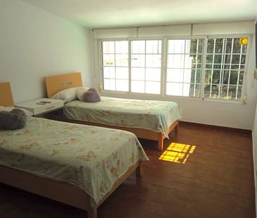 4 room luxury Villa for rent in Marbella, Spain - Photo 4