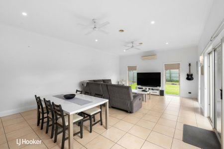 2 Dinwoodie Avenue, CLARENCE GARDENS - Photo 4